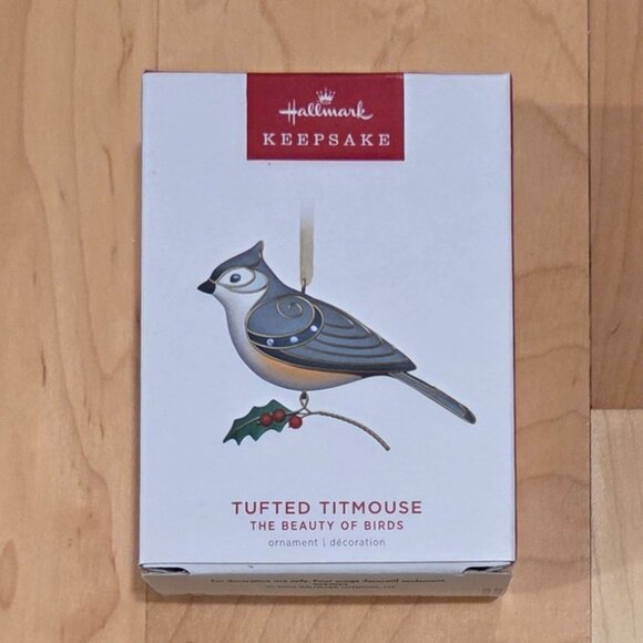 Hallmark Tufted Titmouse Ornament 18th Beauty of Birds 2022 - Picture 1 of 3